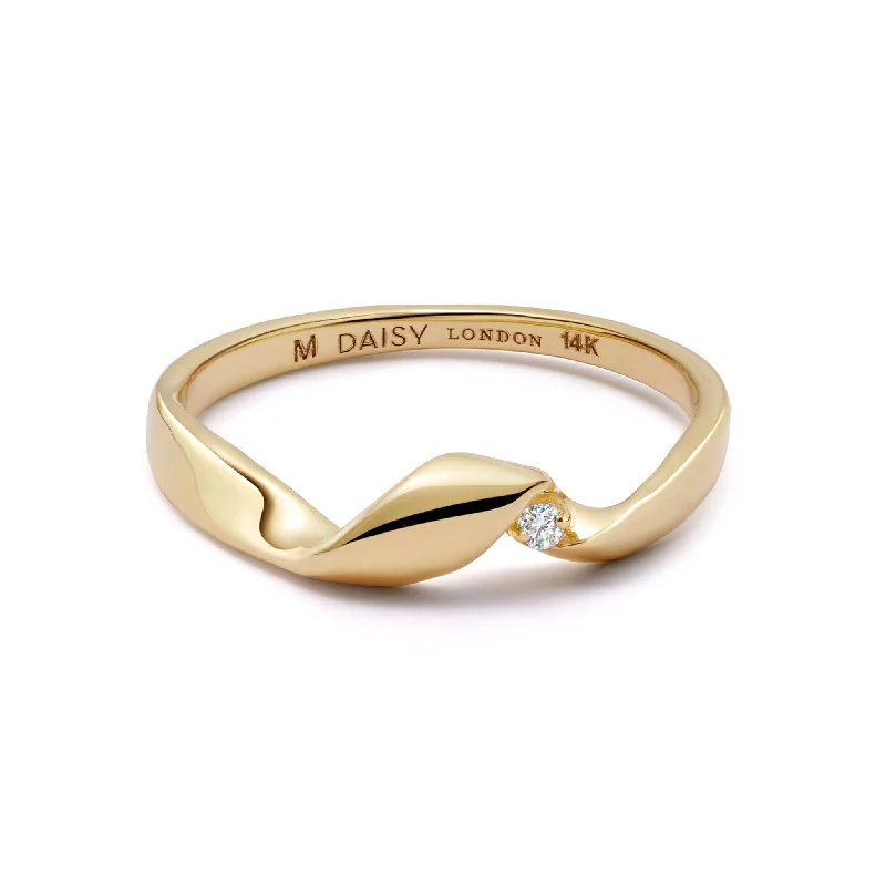 Trendy gemstone rings in modern minimalist styles are popular-Estée Lalonde Fine Flow Diamond Ring 14ct Solid Gold