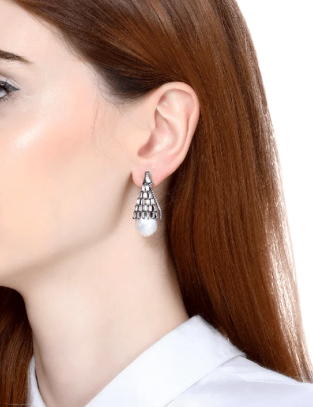 Trendy drop earrings featuring pearl drops for a classic and sophisticated look -Pearl Gush Crystal Drops