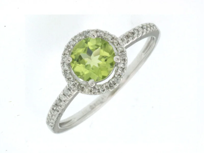 Bold statement gemstone rings for fashion lovers stood out-Peridot & Diamond 14k White Gold Ring (98933)