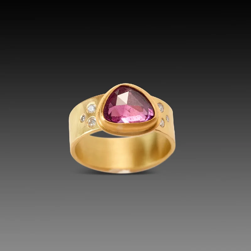 Bold statement gemstone rings for fashion lovers stood out-Pink Sapphire Ring with Diamond Trios